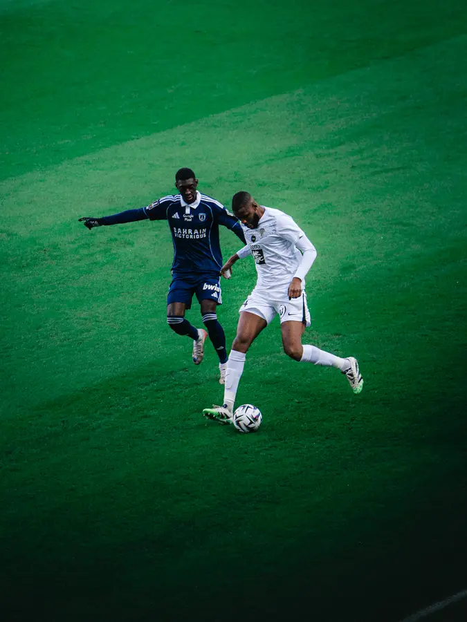 Paris FC - Angers SCO – photo de couverture